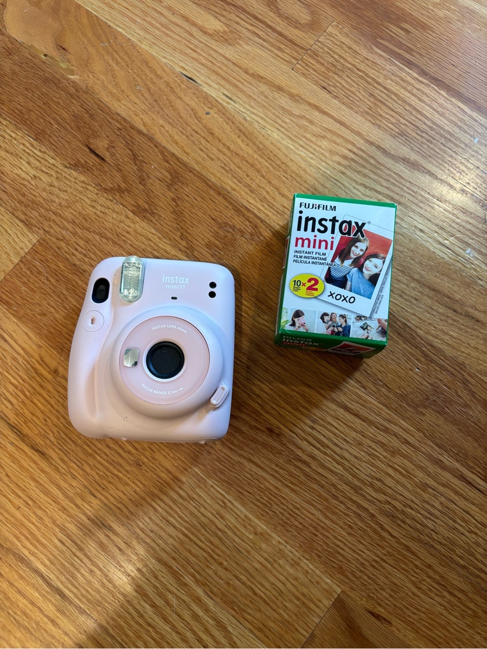 Fujifilm Instax Mini 11 Instant Camera - Pink